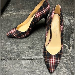 Jessica Simpson plaid heels size 7.5 - never worn!
